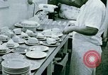 Immagine di Alien internamento centro facility da pranzo Crystal City Texas USA, 1943, secondo 21 filmato di repertorio 65675072068