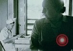 Immagine di Alien internamento centro facility da pranzo Crystal City Texas USA, 1943, secondo 34 filmato di repertorio 65675072068
