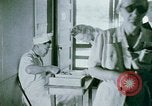 Immagine di Alien internamento centro facility da pranzo Crystal City Texas USA, 1943, secondo 41 filmato di repertorio 65675072068