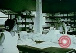 Standbild Alien Internierung nähen Projekte Crystal City Texas USA, 1943, aus Sekunde 12 historischem Filmmaterial Videoclip 65675072071