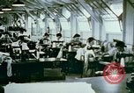 Standbild Alien Internierung nähen Projekte Crystal City Texas USA, 1943, aus Sekunde 35 historischem Filmmaterial Videoclip 65675072071