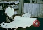 Standbild Alien Internierung nähen Projekte Crystal City Texas USA, 1943, aus Sekunde 54 historischem Filmmaterial Videoclip 65675072071