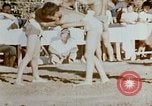 Standbild Erholung durch Japanese-Americans verlegt Crystal City Texas USA, 1943, aus Sekunde 61 historischem Filmmaterial Videoclip 65675072072