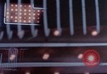 Standbild Vintage Leuchtreklamen von Las Vegas Casinos Las Vegas Nevada USA, 1958, aus Sekunde 29 historischem Filmmaterial Videoclip 65675072080