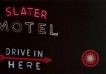 Standbild Leuchtreklamen von Las Vegas Kasinos und Hotels Las Vegas Nevada USA, 1958, aus Sekunde 1 historischem Filmmaterial Videoclip 65675072081