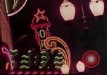 Standbild Leuchtreklamen von Las Vegas Kasinos und Hotels Las Vegas Nevada USA, 1958, aus Sekunde 18 historischem Filmmaterial Videoclip 65675072081