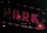 Standbild Leuchtreklamen von Las Vegas Kasinos und Hotels Las Vegas Nevada USA, 1958, aus Sekunde 37 historischem Filmmaterial Videoclip 65675072081