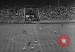 Standbild Britische Leben bis zum Krieg gegen Deutschland Vereinigtes Königreich, 1940, aus Sekunde 33 historischem Filmmaterial Videoclip 65675072088