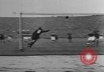 Standbild Britische Leben bis zum Krieg gegen Deutschland Vereinigtes Königreich, 1940, aus Sekunde 35 historischem Filmmaterial Videoclip 65675072088