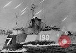 Immagine di Marina degli Stati Uniti Task Force 58 Okinawa isole Ryukyu, 1945, secondo 12 filmato di repertorio 65675072093