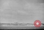 Immagine di Marina degli Stati Uniti Task Force 58 Okinawa isole Ryukyu, 1945, secondo 27 filmato di repertorio 65675072093