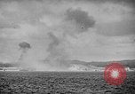 Immagine di Marina degli Stati Uniti Task Force 58 Okinawa isole Ryukyu, 1945, secondo 36 filmato di repertorio 65675072093