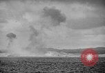 Immagine di Marina degli Stati Uniti Task Force 58 Okinawa isole Ryukyu, 1945, secondo 37 filmato di repertorio 65675072093