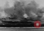 Immagine di Marina degli Stati Uniti Task Force 58 Okinawa isole Ryukyu, 1945, secondo 57 filmato di repertorio 65675072093