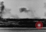 Immagine di Marina degli Stati Uniti Task Force 58 Okinawa isole Ryukyu, 1945, secondo 59 filmato di repertorio 65675072093