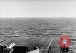 Standbild US Navy Task Force 58 Okinawa Ryukyu Inseln, 1945, aus Sekunde 16 historischem Filmmaterial Videoclip 65675072094