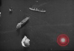 Standbild US Navy Task Force 58 Okinawa Ryukyu Inseln, 1945, aus Sekunde 45 historischem Filmmaterial Videoclip 65675072094