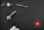 Standbild US Navy Task Force 58 Okinawa Ryukyu Inseln, 1945, aus Sekunde 48 historischem Filmmaterial Videoclip 65675072094