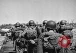 Immagine di Marina degli Stati Uniti Task Force 58 nella seconda guerra mondiale Okinawa isole Ryukyu, 1945, secondo 39 filmato di repertorio 65675072095