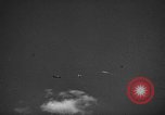 Immagine di Operazione militare americana Iceberg nella seconda guerra mondiale Okinawa isole Ryukyu, 1945, secondo 4 filmato di repertorio 65675072096