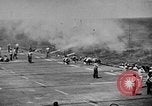 Immagine di Marina degli Stati Uniti Task Force 58 Okinawa isole Ryukyu, 1945, secondo 33 filmato di repertorio 65675072097