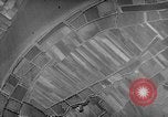 Image Nuage Blanc airdrome Canton en Chine, 1943, de la seconde 21 séquences d'archives historiques vidéo 65675072106