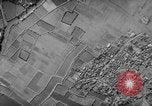 Image Nuage Blanc airdrome Canton en Chine, 1943, de la seconde 32 séquences d'archives historiques vidéo 65675072106