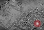 Image Nuage Blanc airdrome Canton en Chine, 1943, de la seconde 33 séquences d'archives historiques vidéo 65675072106