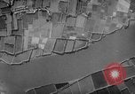 Image Nuage Blanc airdrome Canton en Chine, 1943, de la seconde 55 séquences d'archives historiques vidéo 65675072106
