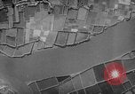 Image Nuage Blanc airdrome Canton en Chine, 1943, de la seconde 56 séquences d'archives historiques vidéo 65675072106