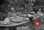 Image Chinois victimes évacuées la Birmanie, 1943, de la seconde 22 séquences d'archives historiques vidéo 65675072107