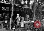 Image Chinois victimes évacuées la Birmanie, 1943, de la seconde 39 séquences d'archives historiques vidéo 65675072107