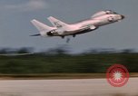 Image F7U-3 Aéronefs Atlantic City New Jersey USA, 1954, de la seconde 12 séquences d'archives historiques vidéo 65675072108