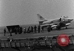 Standbild USS Franklin D Roosevelt Mittelmeer, 1959, aus Sekunde 17 historischem Filmmaterial Videoclip 65675072114