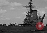 Standbild USS Franklin D Roosevelt Atlantik, 1952, aus Sekunde 55 historischem Filmmaterial Videoclip 65675072117