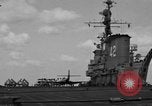Standbild USS Franklin D Roosevelt Atlantik, 1952, aus Sekunde 58 historischem Filmmaterial Videoclip 65675072117