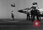 Standbild USS Franklin D Roosevelt Atlantik, 1959, aus Sekunde 20 historischem Filmmaterial Videoclip 65675072125