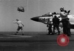 Standbild USS Franklin D Roosevelt Atlantik, 1959, aus Sekunde 23 historischem Filmmaterial Videoclip 65675072125