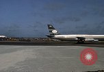 Standbild Flugzeuge Vietnam, 1968, aus Sekunde 19 historischem Filmmaterial Videoclip 65675072135