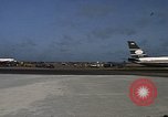 Standbild Flugzeuge Vietnam, 1968, aus Sekunde 22 historischem Filmmaterial Videoclip 65675072135