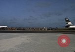 Standbild Flugzeuge Vietnam, 1968, aus Sekunde 23 historischem Filmmaterial Videoclip 65675072135
