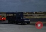 Standbild Flugzeuge Vietnam, 1968, aus Sekunde 44 historischem Filmmaterial Videoclip 65675072135