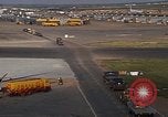 Standbild verschiedene Flugzeuge Vietnam, 1968, aus Sekunde 49 historischem Filmmaterial Videoclip 65675072137