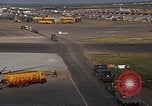 Standbild verschiedene Flugzeuge Vietnam, 1968, aus Sekunde 50 historischem Filmmaterial Videoclip 65675072137