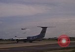 Standbild USA Flugzeuge Vietnam, 1968, aus Sekunde 10 historischem Filmmaterial Videoclip 65675072144