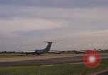 Standbild USA Flugzeuge Vietnam, 1968, aus Sekunde 24 historischem Filmmaterial Videoclip 65675072144