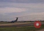 Standbild USA Flugzeuge Vietnam, 1968, aus Sekunde 27 historischem Filmmaterial Videoclip 65675072144