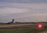 Standbild USA Flugzeuge Vietnam, 1968, aus Sekunde 32 historischem Filmmaterial Videoclip 65675072144