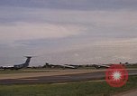 Standbild USA Flugzeuge Vietnam, 1968, aus Sekunde 36 historischem Filmmaterial Videoclip 65675072144