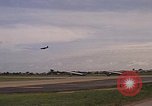Standbild USA Flugzeuge Vietnam, 1968, aus Sekunde 59 historischem Filmmaterial Videoclip 65675072144